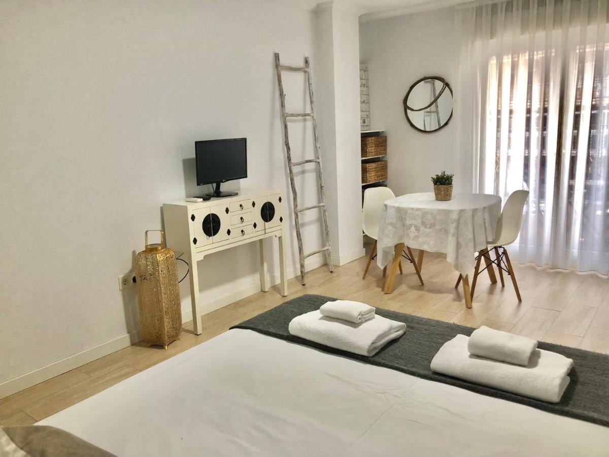 אל קאמפיו Apartamentos Sol Y Luz מראה חיצוני תמונה
